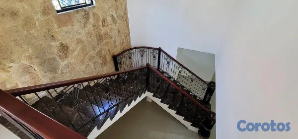 casas - Alquilo casa clásica en excelentes condiciones en Corales del Sur 9