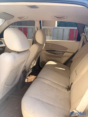 jeepetas y camionetas - Hyundai Tucson 2010  6