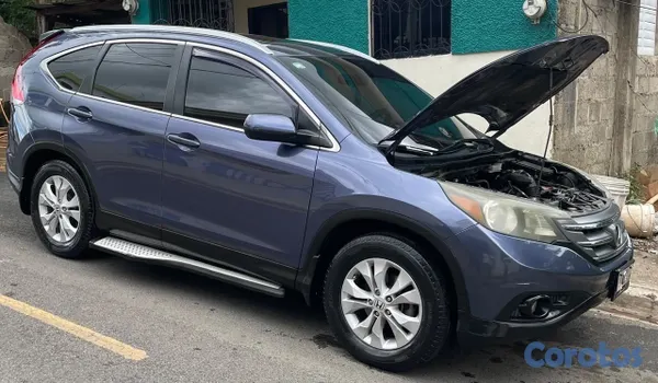 jeepetas y camionetas - Se vende honda CR-V 2013, en buenas condiciones  6