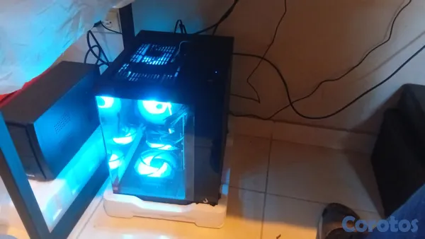 computadoras y laptops - 🚀 SETUP GAMER COMPLETO + 2 MONITORES MSI +Mesa+ SILLA G 3