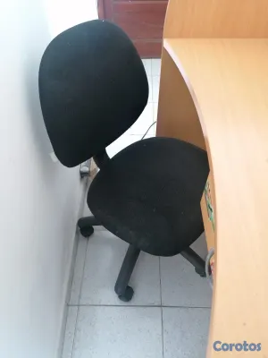 articulos de oficina - counter recepción y silla

 3