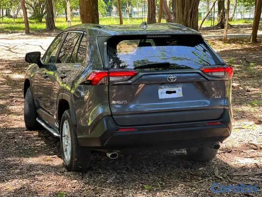 jeepetas y camionetas - TOYOTA RAV4 XLE 2022 8