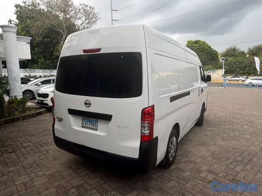 jeepetas y camionetas - Nissan nv 350 2019  5