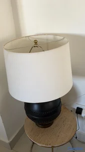 Lámpara negra de Casa Cuesta