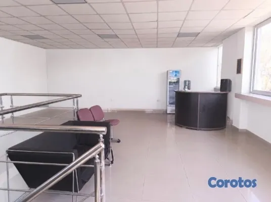 oficinas y locales comerciales - Alquiler de Piso En El Millón  3