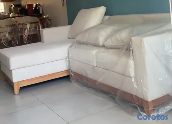 muebles y colchones - sofá tipo L en caoba. 60,000.00 2