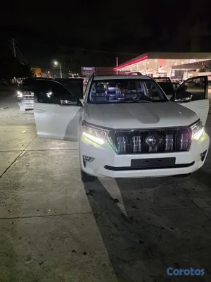 jeepetas y camionetas - Toyota Land Cruiser Prado 2024 13