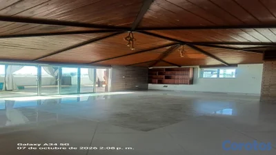 Alquiler / Renta -PenthHouse en Gazcue