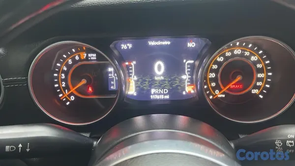 jeepetas y camionetas - 2018 Jeep Wrangler Sahara Unlimited 9