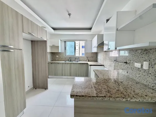 apartamentos - Apto en Venta y/o Alquiler de 3 Habitaciones en Be 12