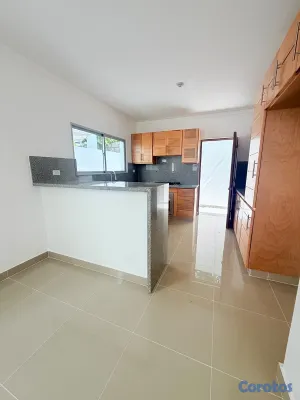 casas - Autopista de San Isidro, Brisa Oriental
🏡 Casa de 2 niveles + acceso al techo 3