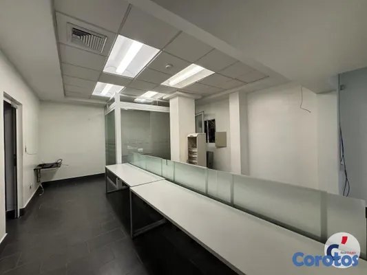 apartamentos - Edificio Comercial y de Oficinas en Alquiler – 800 14