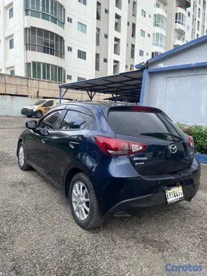 carros - Mazda Demio 2019 3