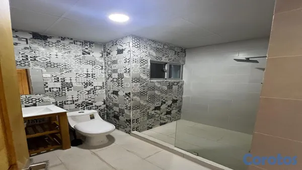 apartamentos - Comodidad y cercanía a la playa: Apto. 3er nivel en Boca Chica 5
