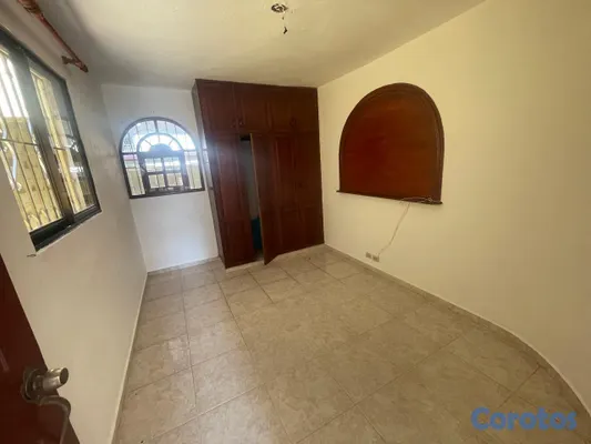 casas - vendo casa en residencial santo domingo 9
