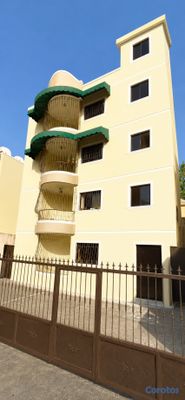 Apartamento en Colinas de los Ríos