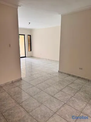 apartamentos - Se alquila apartamento de 2 habitaciones en Evaristo Morales  9