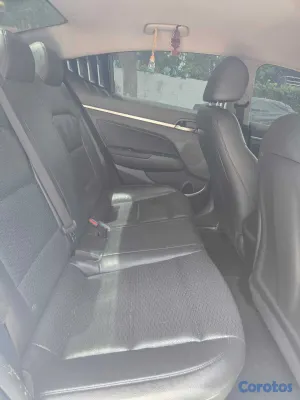 carros - HYUNDAI AVANTE 2019 BLANCO GASOLINA 12