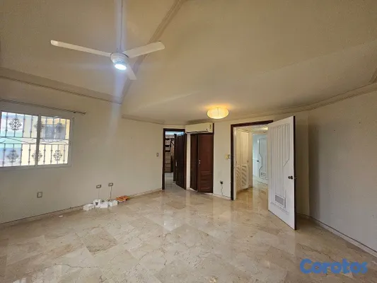 casas - Casa de 3 habitaciones en alquiler en Las Praderas 4