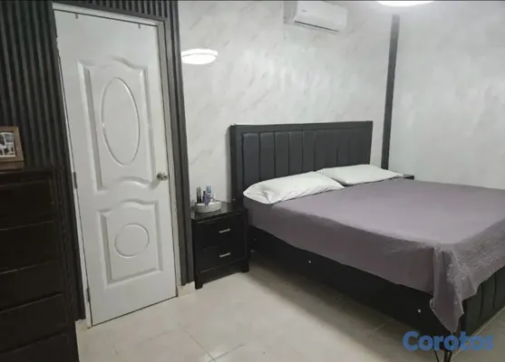 casas - Se Vende Casa De Oportunidad En La Jacobo Majluta, Santo Domingo Norte 7