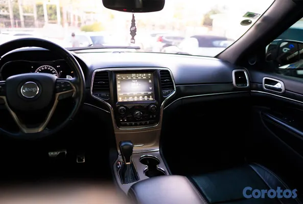 jeepetas y camionetas - JEEP GRAND CHEROKEE LIMITED 4X4 2017 | CLEAN CARFA 7