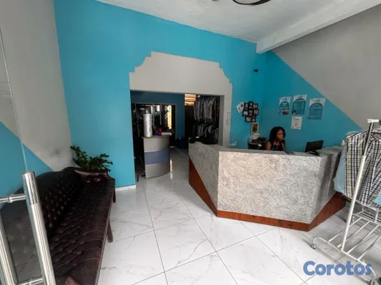oficinas y locales comerciales - En Venta Lavanderia en la Zona Colonial con su propiedad 3