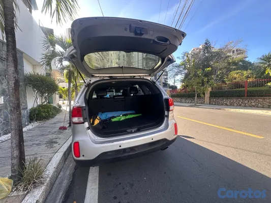 jeepetas y camionetas - Kia Sorento 2015 como nueva 18