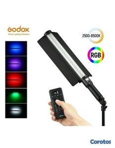 Lampara de mano rgb recargable.
