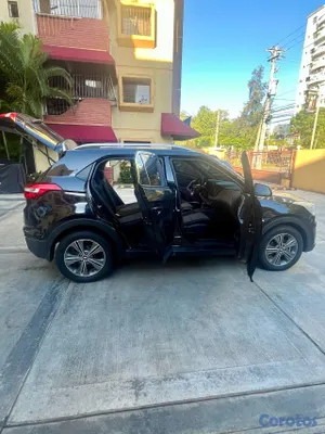 jeepetas y camionetas - Hyundai Cantus 2017 en venta, solo 53,000 km 4