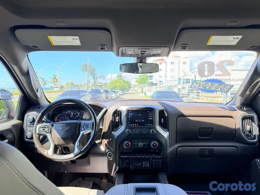 jeepetas y camionetas - 2020 CHEVROLET SILVERADO RST 1500 DURAMAX 5