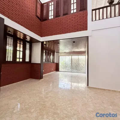 casas - Casa de 5 habitaciones en venta en La Castellana 6