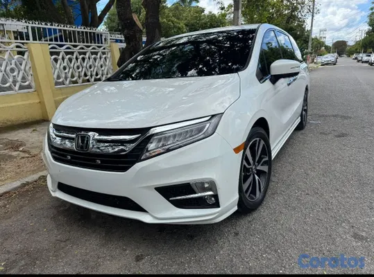 jeepetas y camionetas - honda Odyssey élite full año 2020 
60.000 millas recién importada  2
