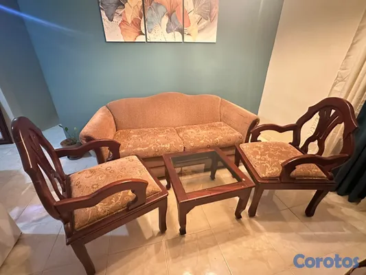 muebles y colchones - Vendo muebles con su sillas y mesita  3