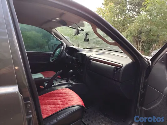 jeepetas y camionetas - JEEP GRAND CHEROKEE 2004 $190,000 neg 7