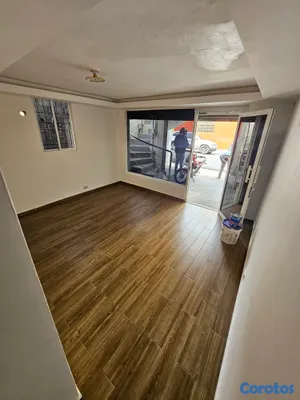 oficinas y locales comerciales - Local primer nivel Alma Rosa 1ra. 40m2 aproximadamente.  "NO SALÓN " 3