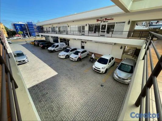 oficinas y locales comerciales - Local Comercial, 80 Metros, En La Milla De Oro De Santo Domingo Este. 4