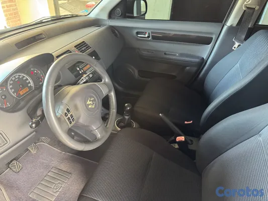 carros - SUZUKI SWIFT 2009 MECÁNICO  8