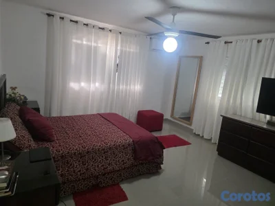 Amplio Apartamento en Gazcue 