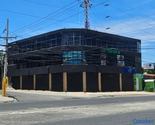 oficinas y locales comerciales - EDIFICIO COMERCIAL 3 NIVELES 10