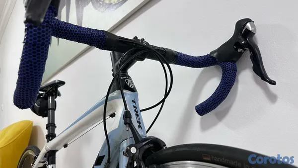 bicicletas y accesorios - Trek Madone 4.3 Carbon Fiber Road Bike -  8
