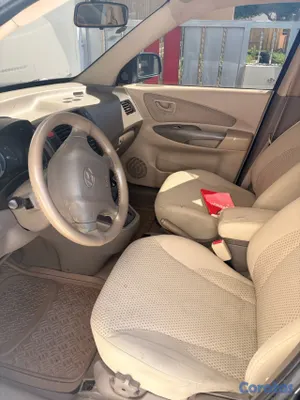 jeepetas y camionetas - Hyundai Tucson 2010  4