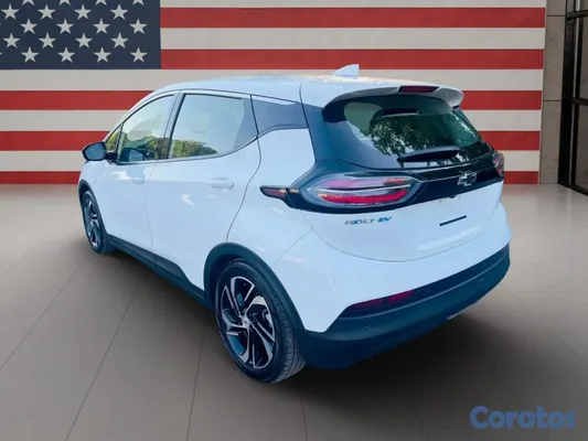carros - 2023 Chevrolet Bolt EV LT — 100% Eléctrico — La Ro 4
