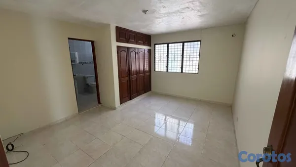 casas - Casa en 2do nivel de 4 habitaciones en Lucerna Fre 2