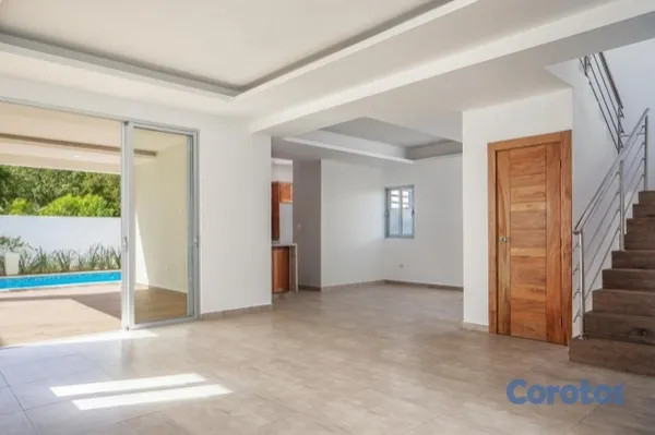 casas vacacionales y villas - Villa a solo 4 minutos de la playa en cabarete residencial privado 6