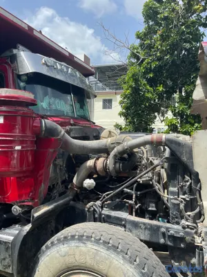camiones y vehiculos pesados - Camión volteo Mack 11