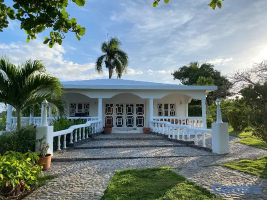 casas vacacionales y villas - PROPIEDAD TURÍSTICA EN VENTA – IDEAL PARA HOTEL, B 4