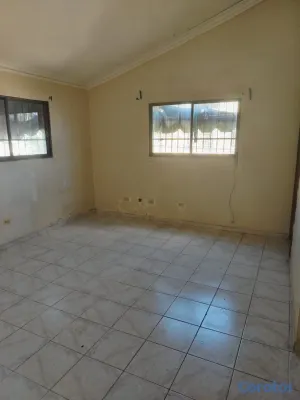 casas - la casa está en excelente condiciónes.  10