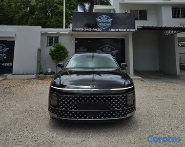 HYUNDAI GRANDEUR 2023 NEGRO.