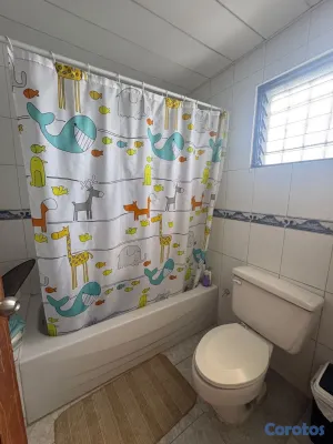 apartamentos - vendo Gazcue tercer nivel 4 habitaciones 2.5 baños dos parqueos techados servic 10