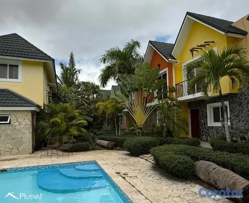 casas vacacionales y villas - Villa tipo townhouse en venta en Punta Cana 2
